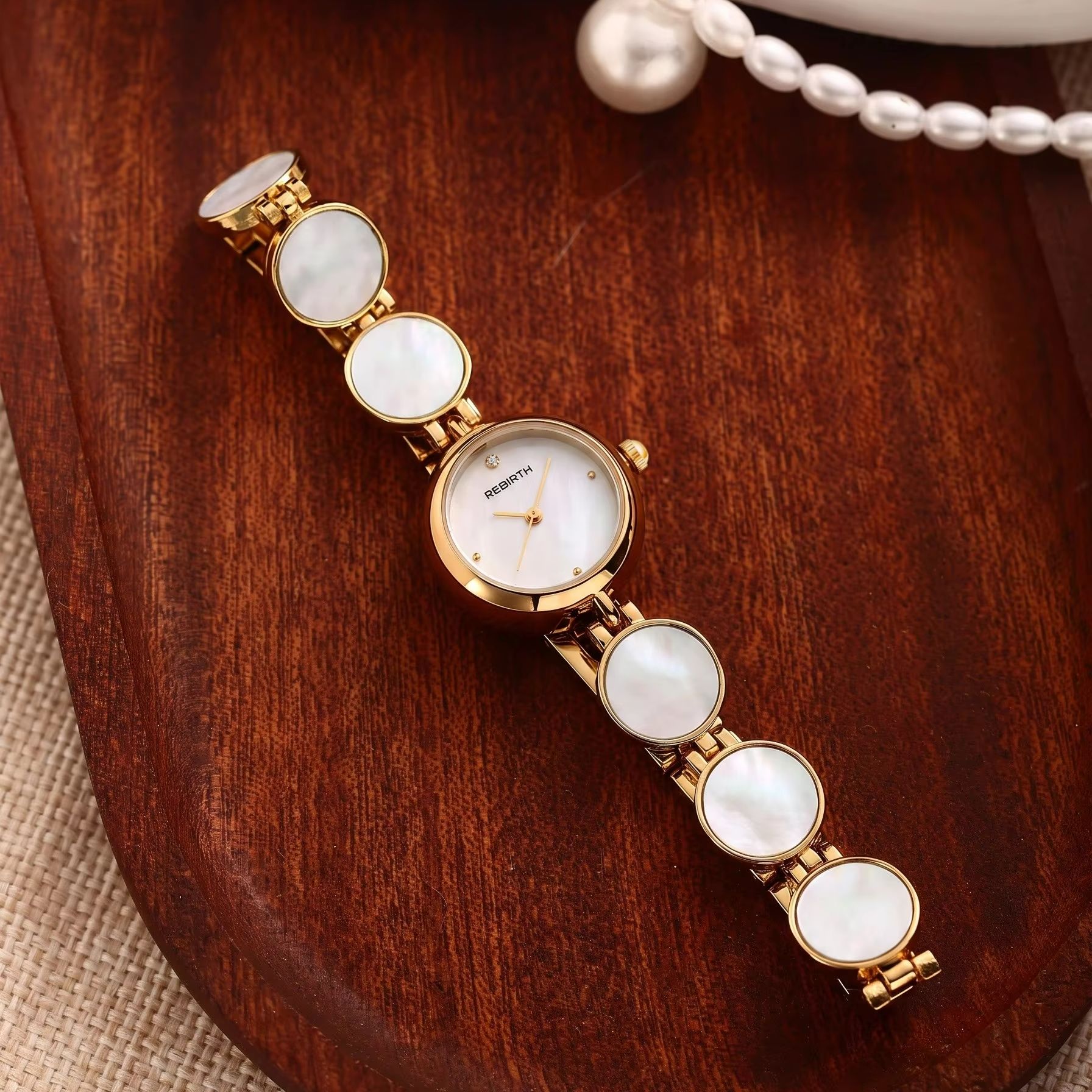 Luxury Watch Dial - Light Luxury Jewelry-Style Women's Quartz Watch