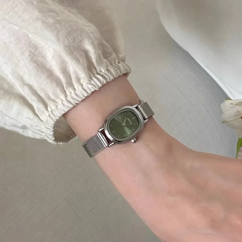 Luxury Watch Dial - Small Oval Dial Green Watch Simple