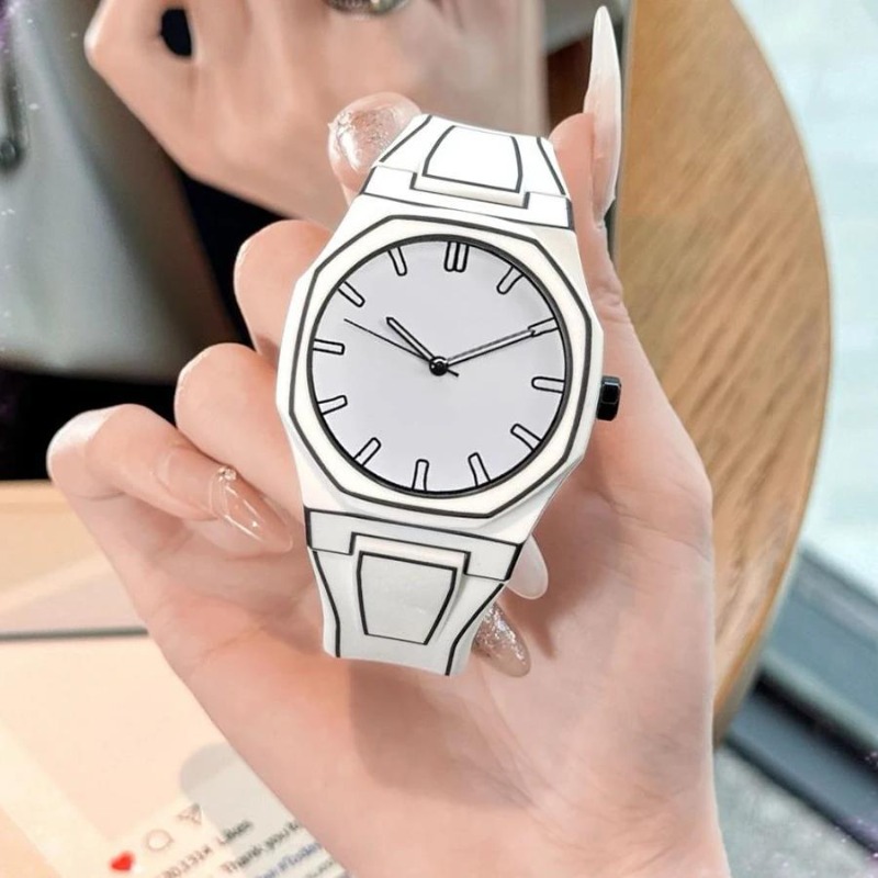 New Fashion Quartz Watches for - огляд і ціна Luxury Watch White