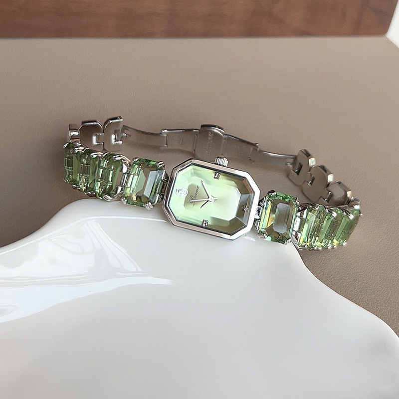 UTHAI Women Watches for Girls  - огляд і ціна Luxury Watch White
