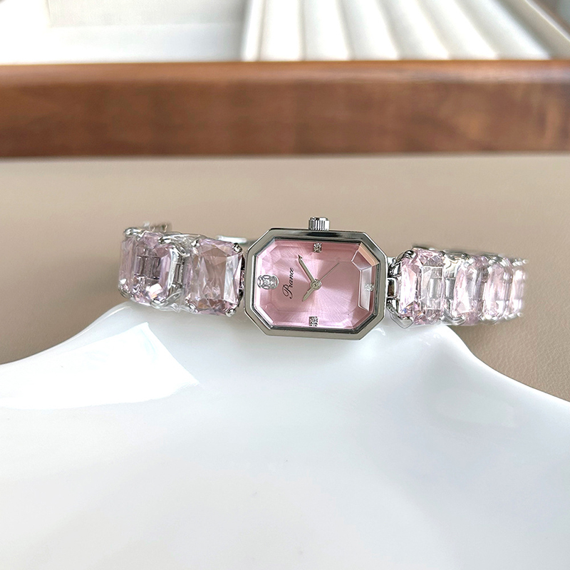 UTHAI Women Watches for Girls  - огляд і ціна Luxury Watch White