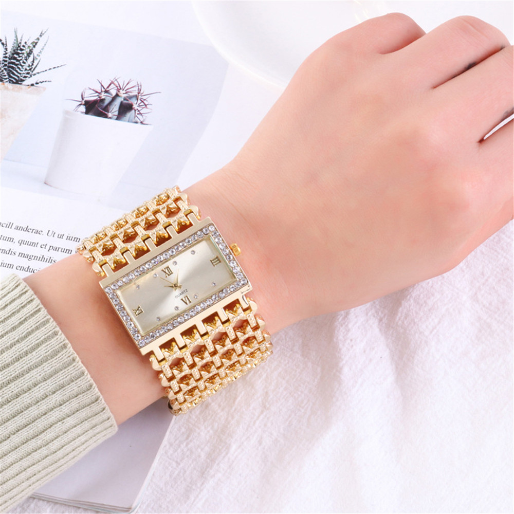 Luxury Noble Gold Ladies Quart - огляд і ціна Luxury Watch Events