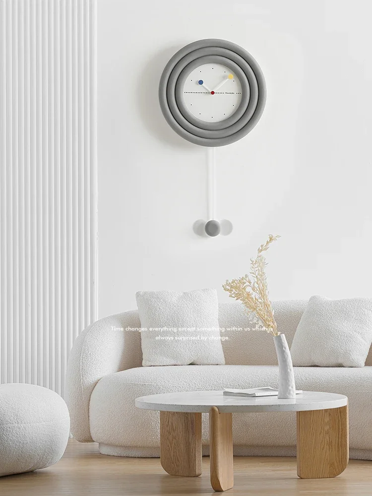 Nordic Pendulum Wall Clock Mod - огляд і ціна Luxury Watch Europe
