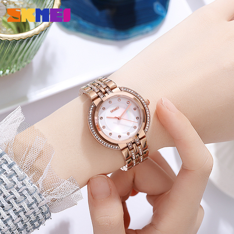 Womens Bracelet Quartz Watches - огляд і ціна Luxury Watch Dial