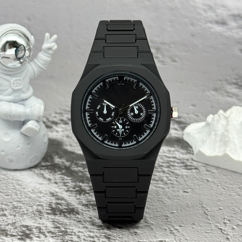 Famous Brand Fake Three-Eyed D - огляд і ціна Luxury Watch Life